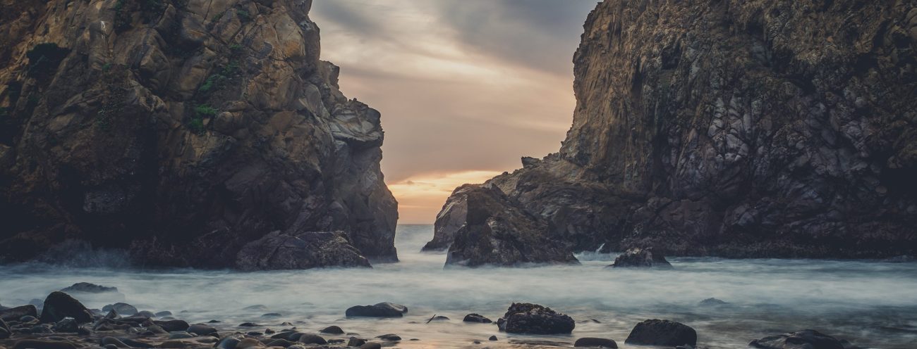 photo-1461301214746-1e109215d6d3